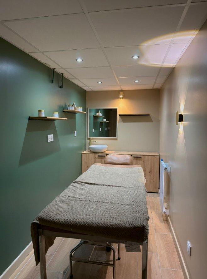 Massage relaxant à Poissy — huile argan bio Nature Hammam